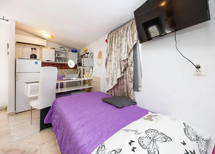 Awesome In With Wifi Apartment *