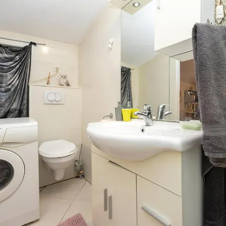Lovely Apartment In Split With Wifi * Split